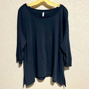 Lularoe Tunic Top 3/4 Sleeve Boat Neck Slit top